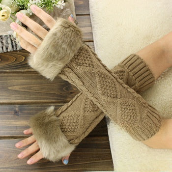 Twist Knitted Arm Covers