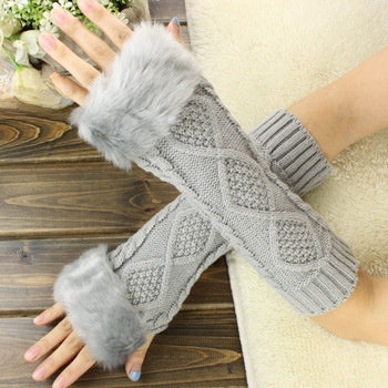 Twist Knitted Arm Covers