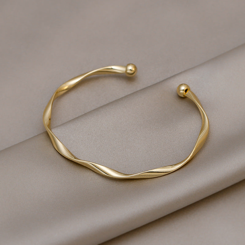 Twisted Minimalist Adjustable Crystal Bracelet