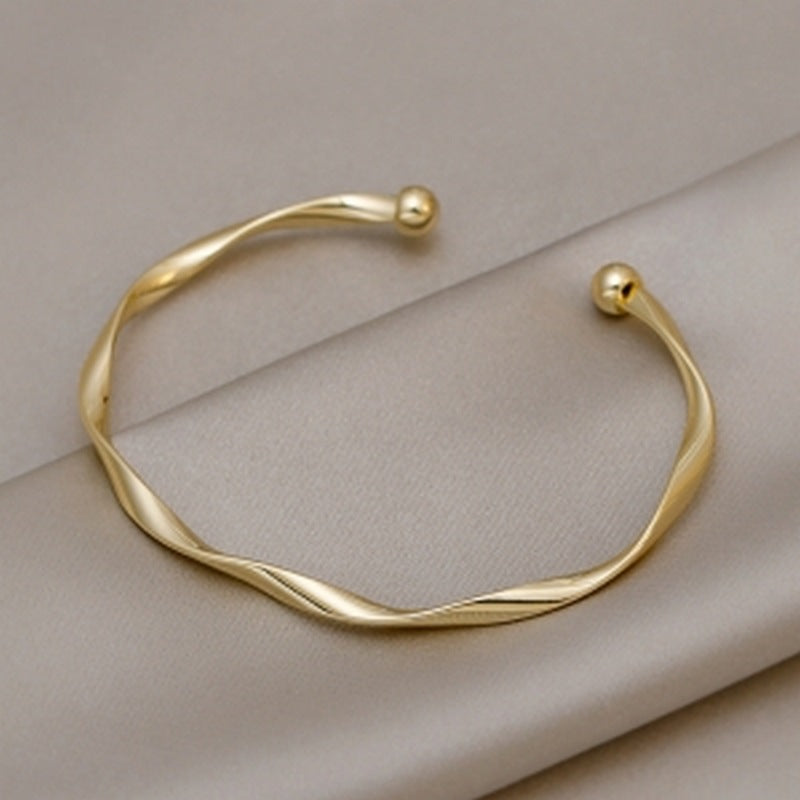 Twisted Minimalist Adjustable Crystal Bracelet