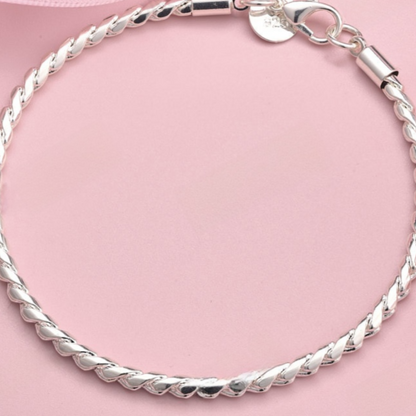 Twisted snake chain bracelet