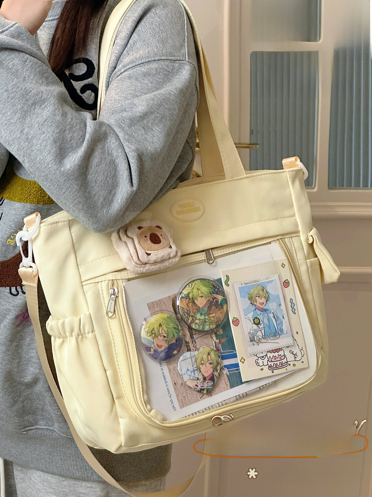 Two-dimensional large-capacity tote bag