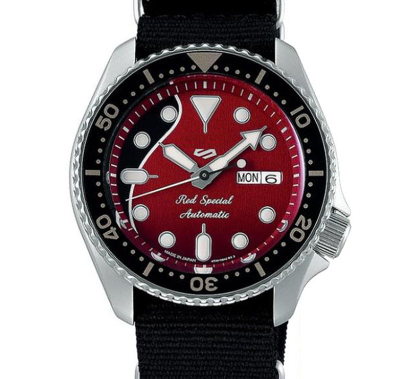Two-Tone Rotating Bezel Quartz Luminous Watch