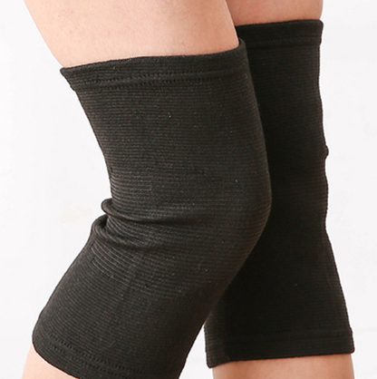 Two-way stretch knee pads for warmth