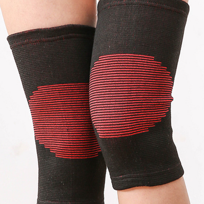 Two-way stretch knee pads for warmth