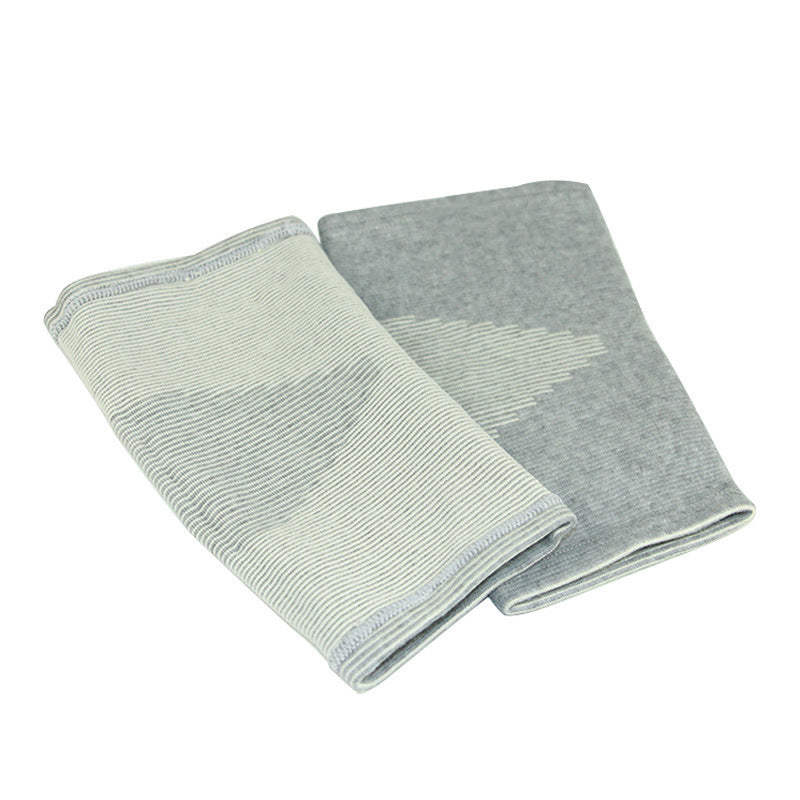 Two-way stretch knee pads for warmth
