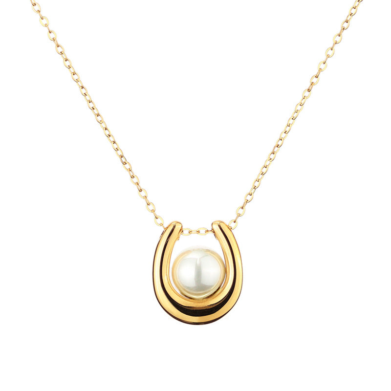 U-shaped pendant necklace