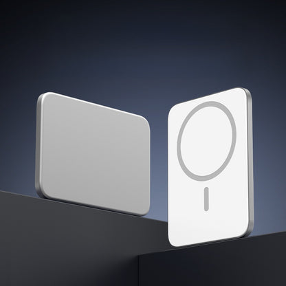 Ultra-Thin Magnetic Power Bank with Fast Charging