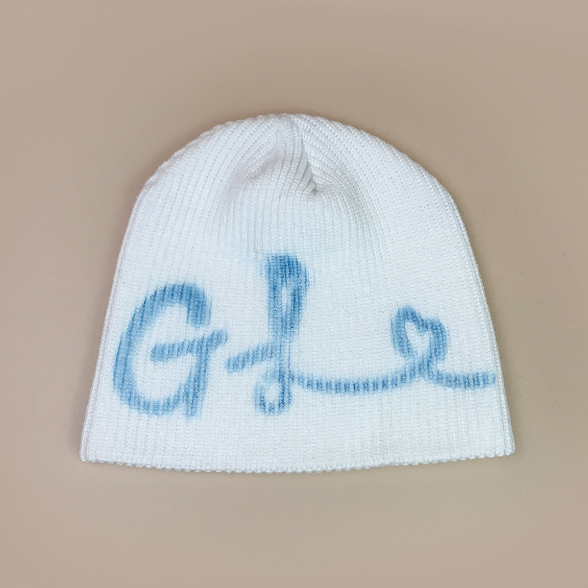 Unisex knitted beanie for warmth