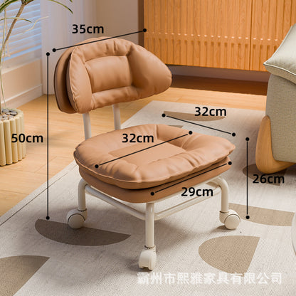 Universal roller skate stool