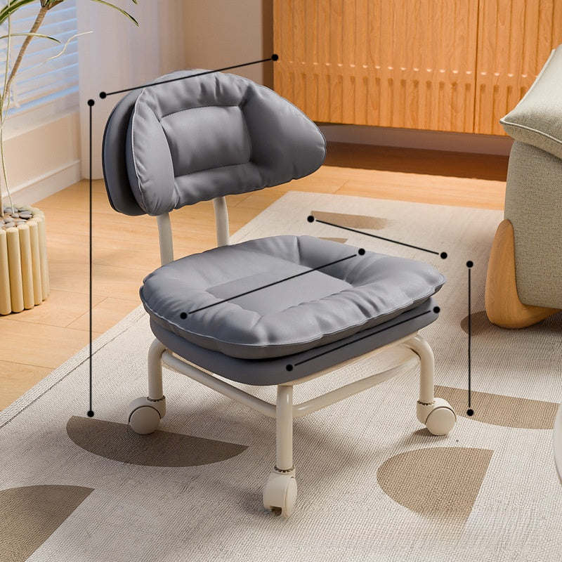 Universal roller skate stool