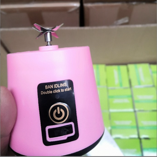 USB Electric Blender Juice Cup Portable Mini Fruit Blender