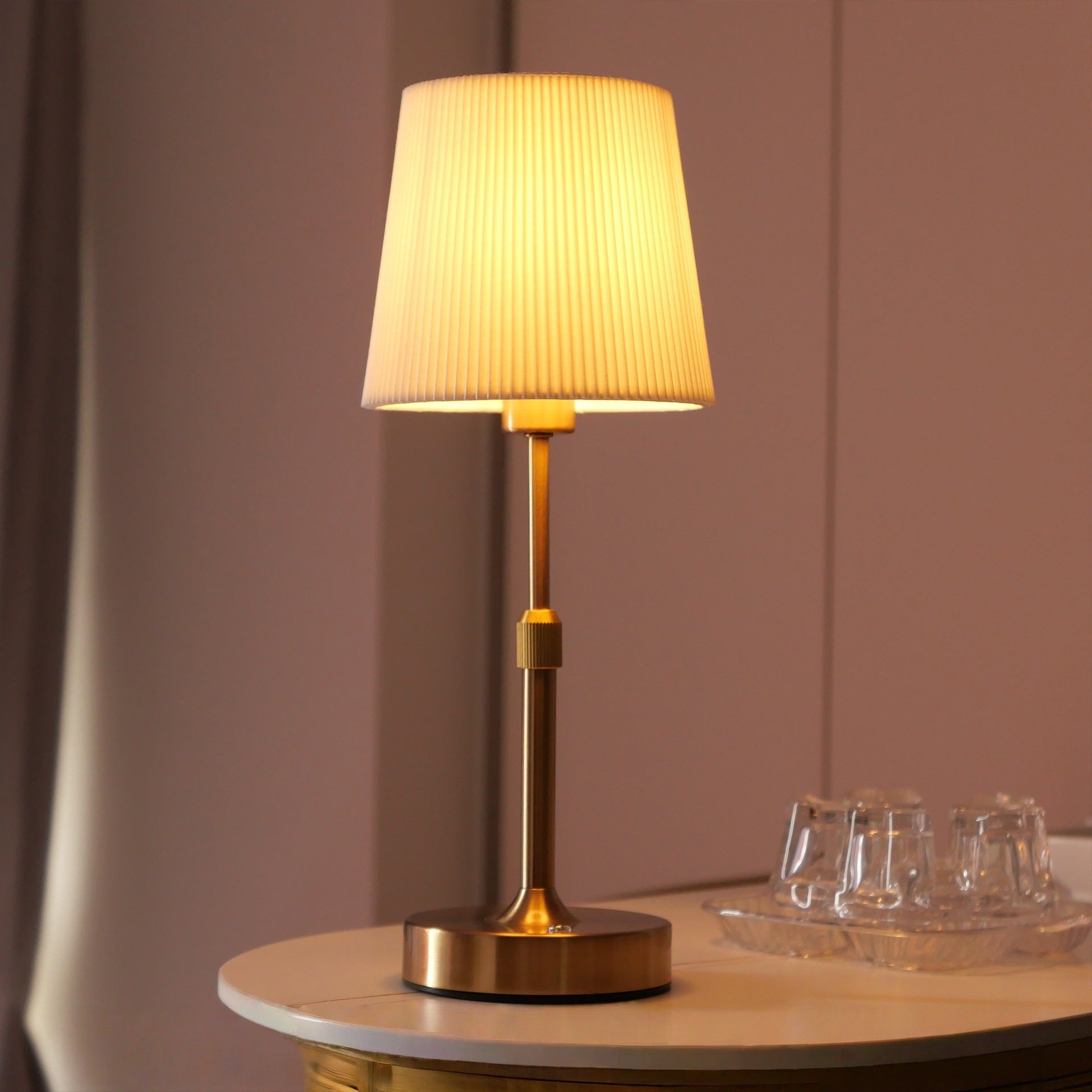 USB Table Lamp