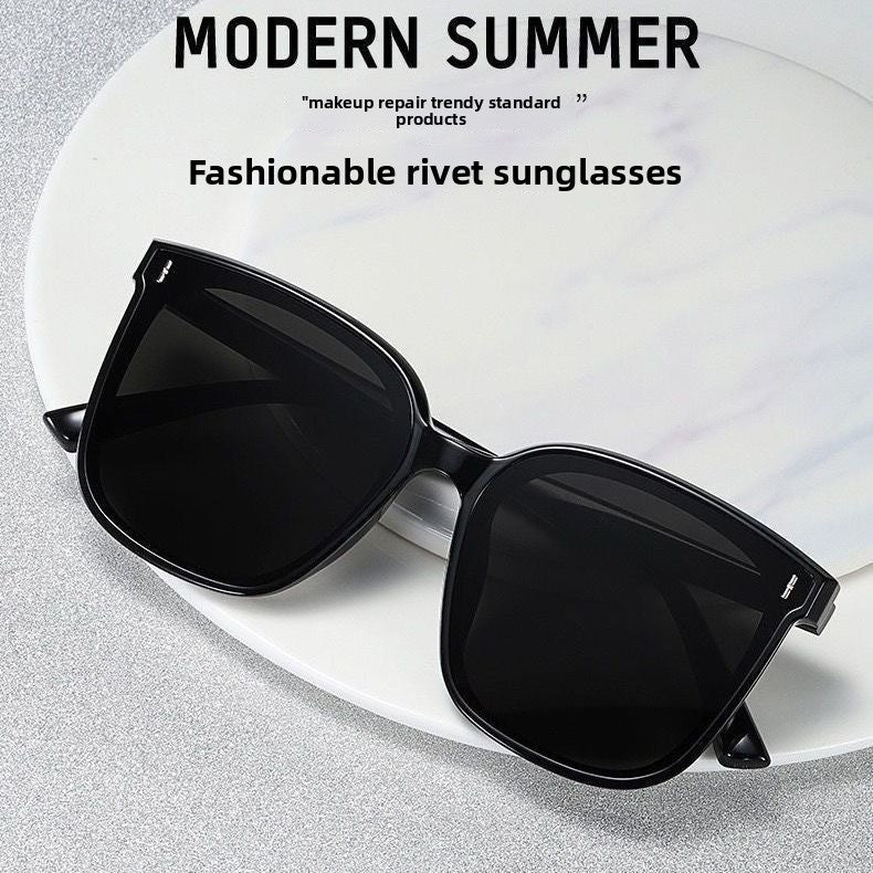 UV-resistant glasses