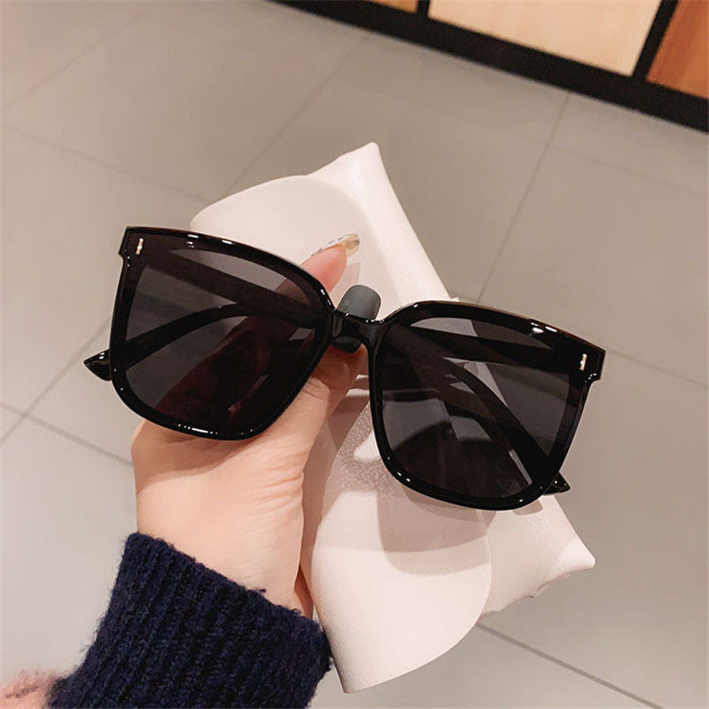 UV-resistant glasses