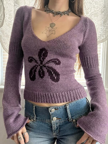 V-neck fitted sweater