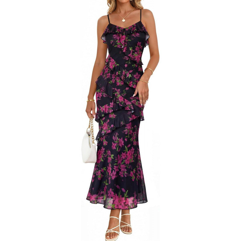 V-neck sophisticated and relaxed wedding dress