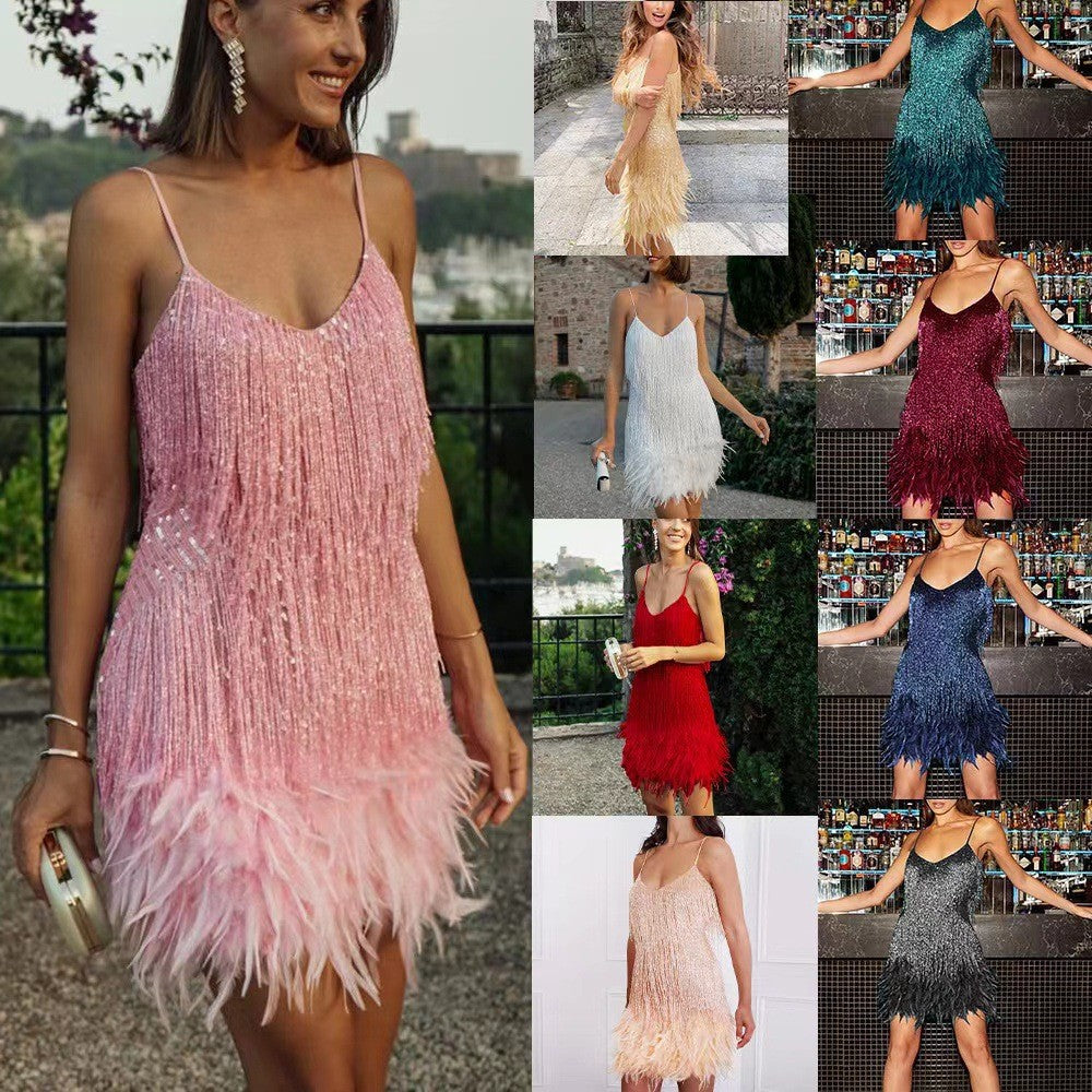 V-neck strapless feather-embroidered dress