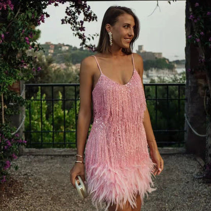 V-neck strapless feather-embroidered dress