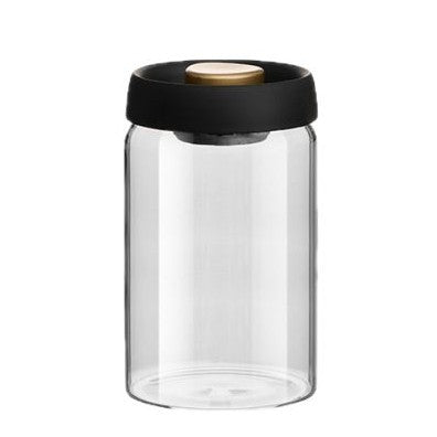 Vacuum sealed tank