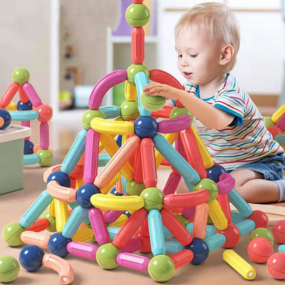 Variable magnetic building blocks