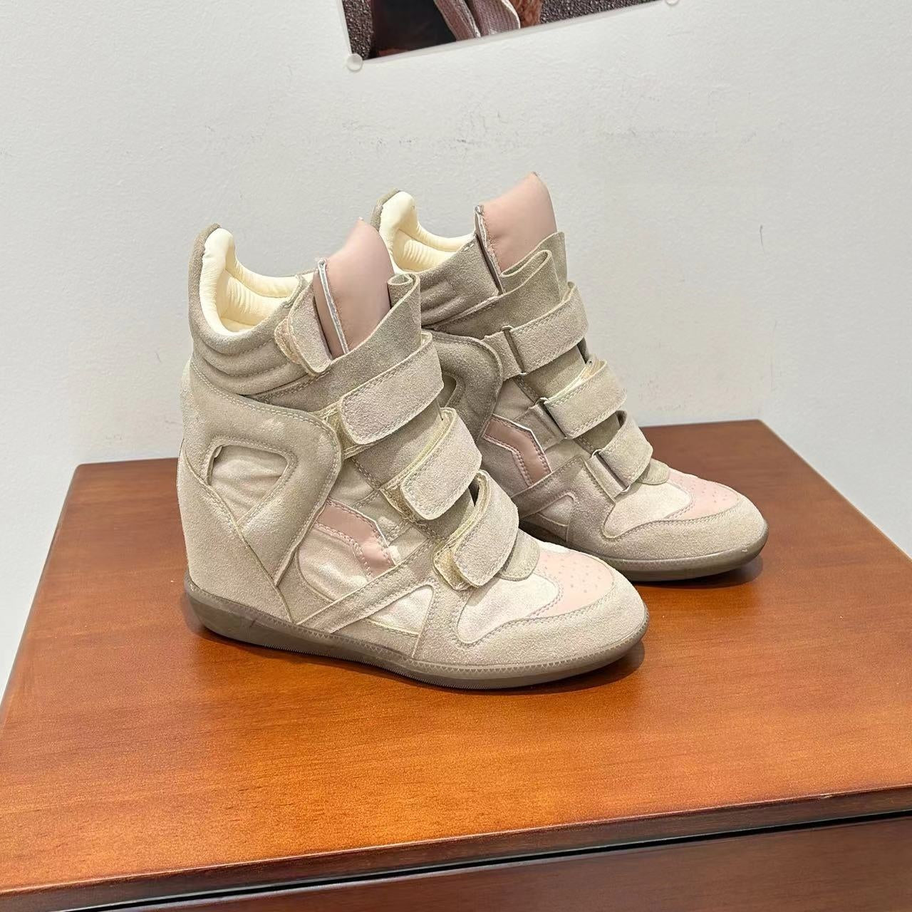 Velcro Sneakers