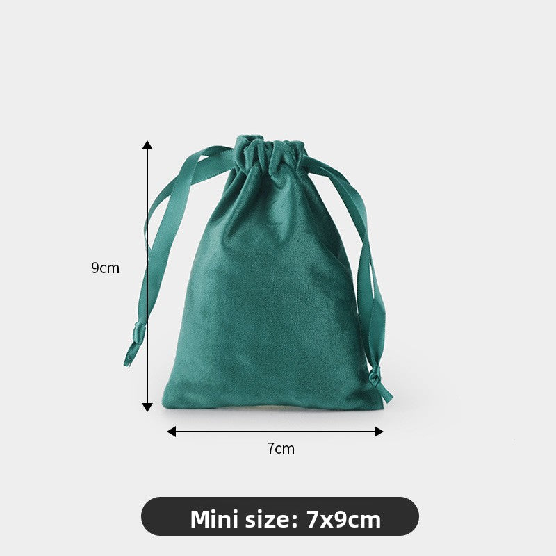 Velvet drawstring pocket
