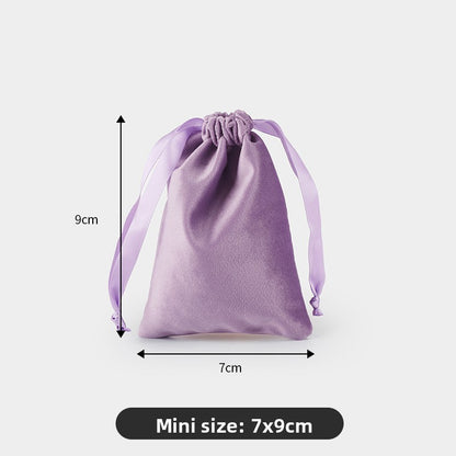 Velvet drawstring pocket