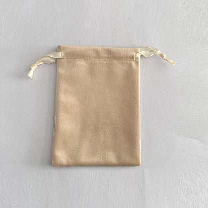 Velvet drawstring pocket