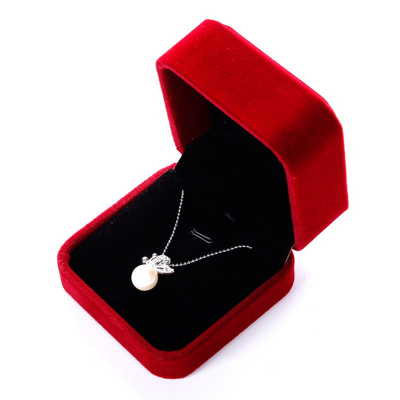 Velvet jewelry box necklace box