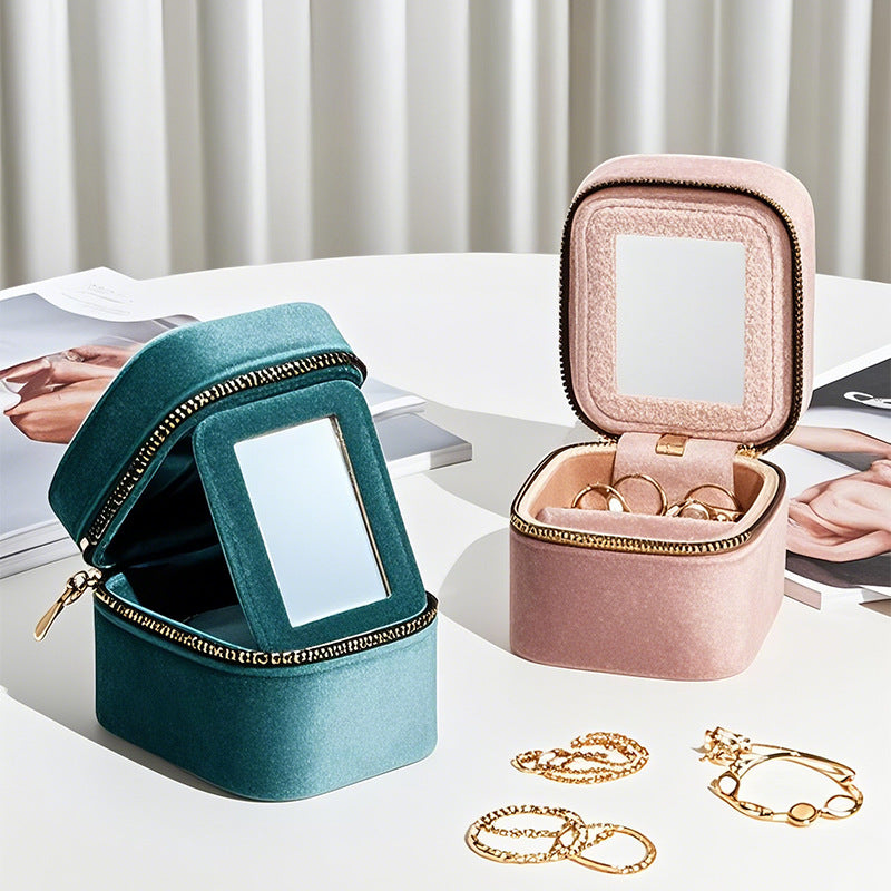 Velvet jewelry storage bag