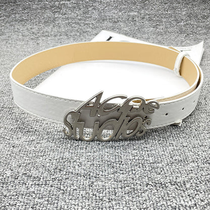 Versatile belt with premium letters