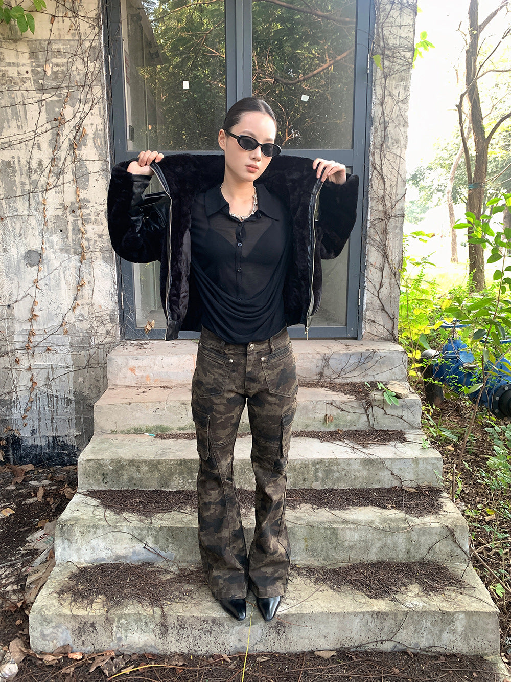 Versatile flared camouflage cargo pants for women