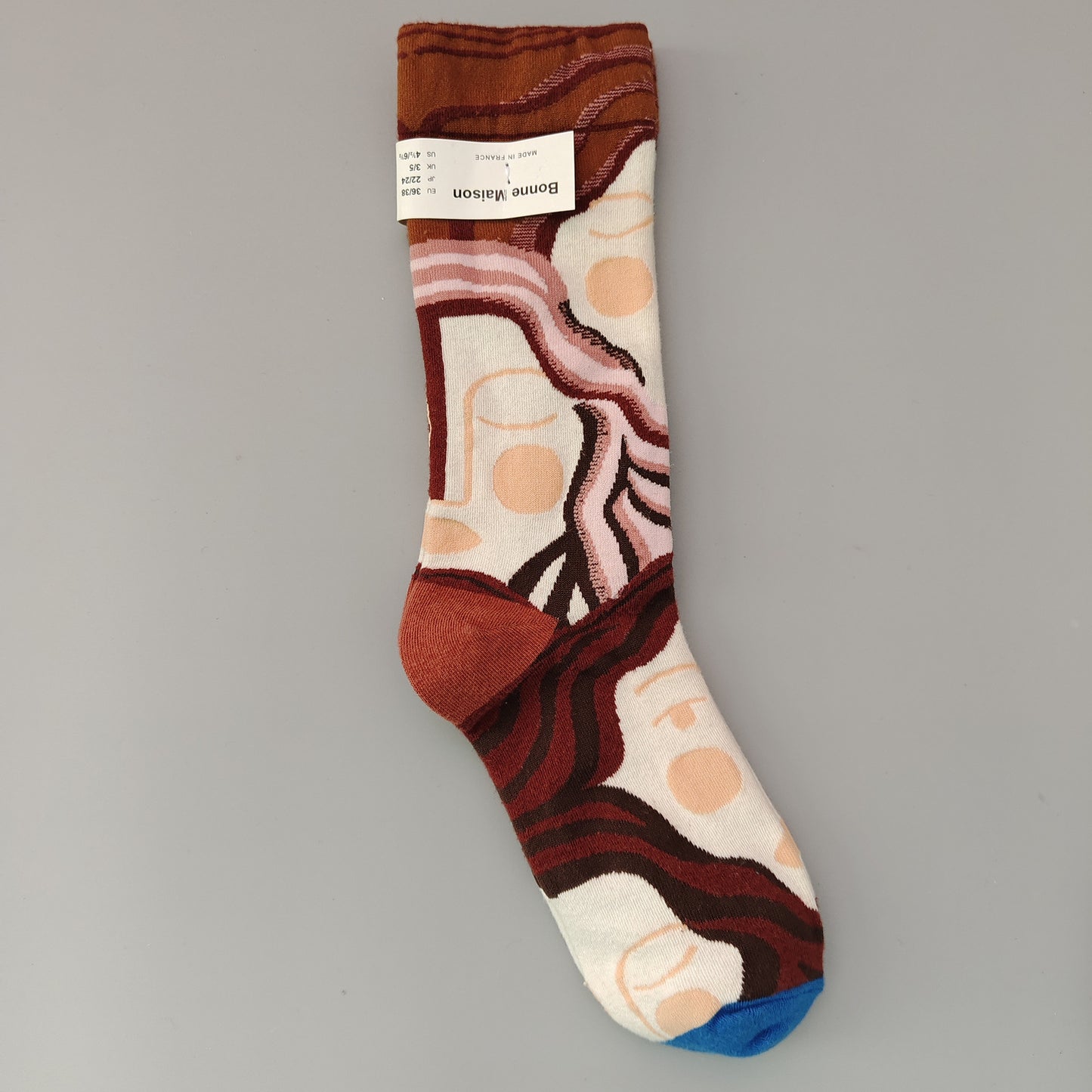 Versatile mid-calf socks