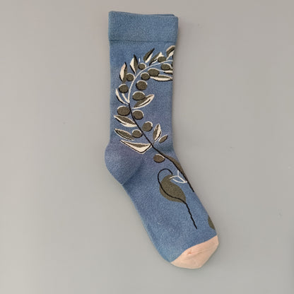 Versatile mid-calf socks