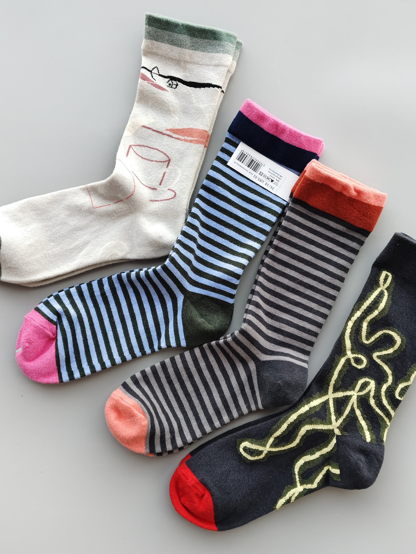 Versatile mid-calf socks