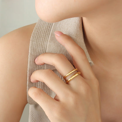 Versatile Ring Lady