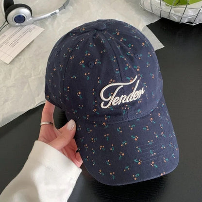 Versatile wide-brimmed