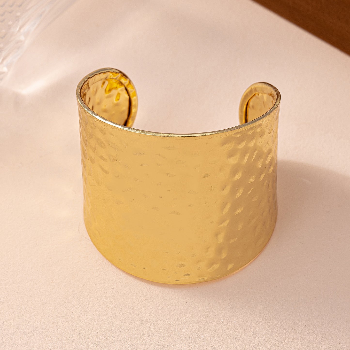 Versatile Women's Metal Bracelet