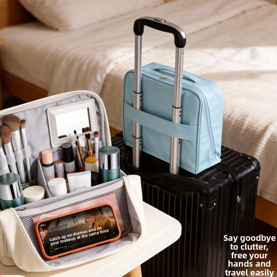 Vertical large-capacity magnetic makeup bag