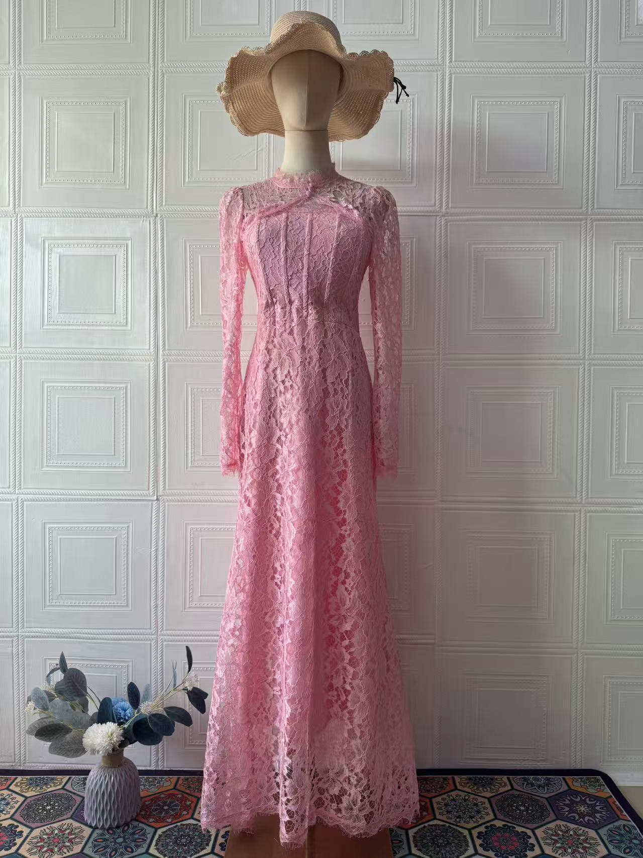Victorian Style Lace Long Sleeve Dress