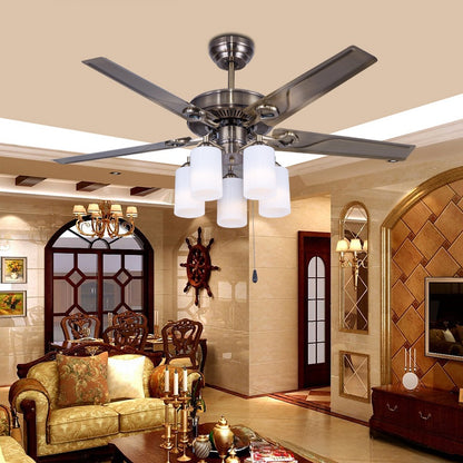 Vintage American Style Ceiling Fan with Light