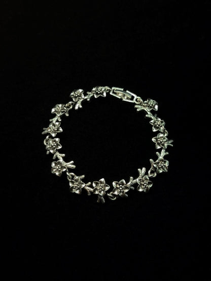Vintage Antique Silver Flower Bracelet