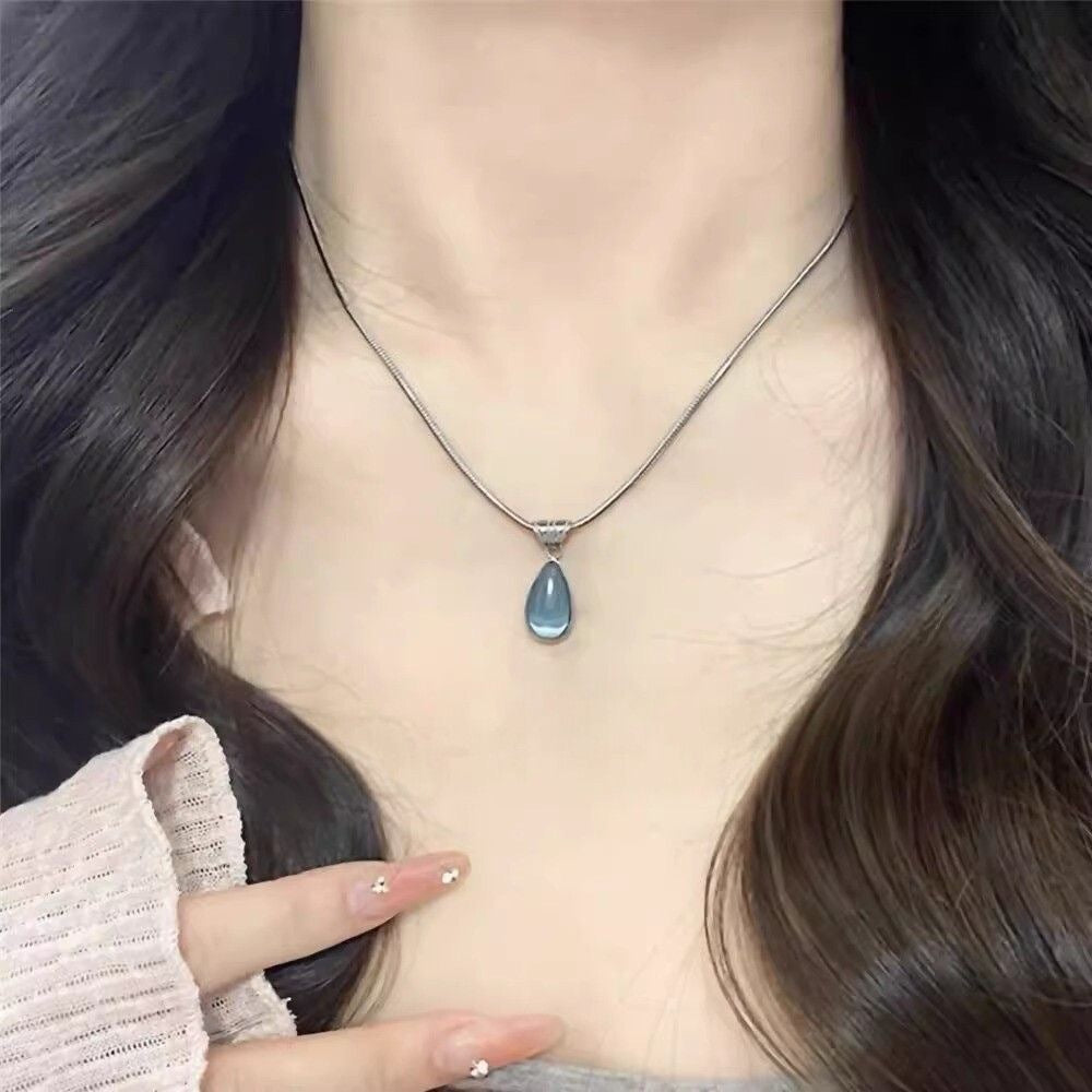 Vintage Blue and Green Waterdrop Pendant
