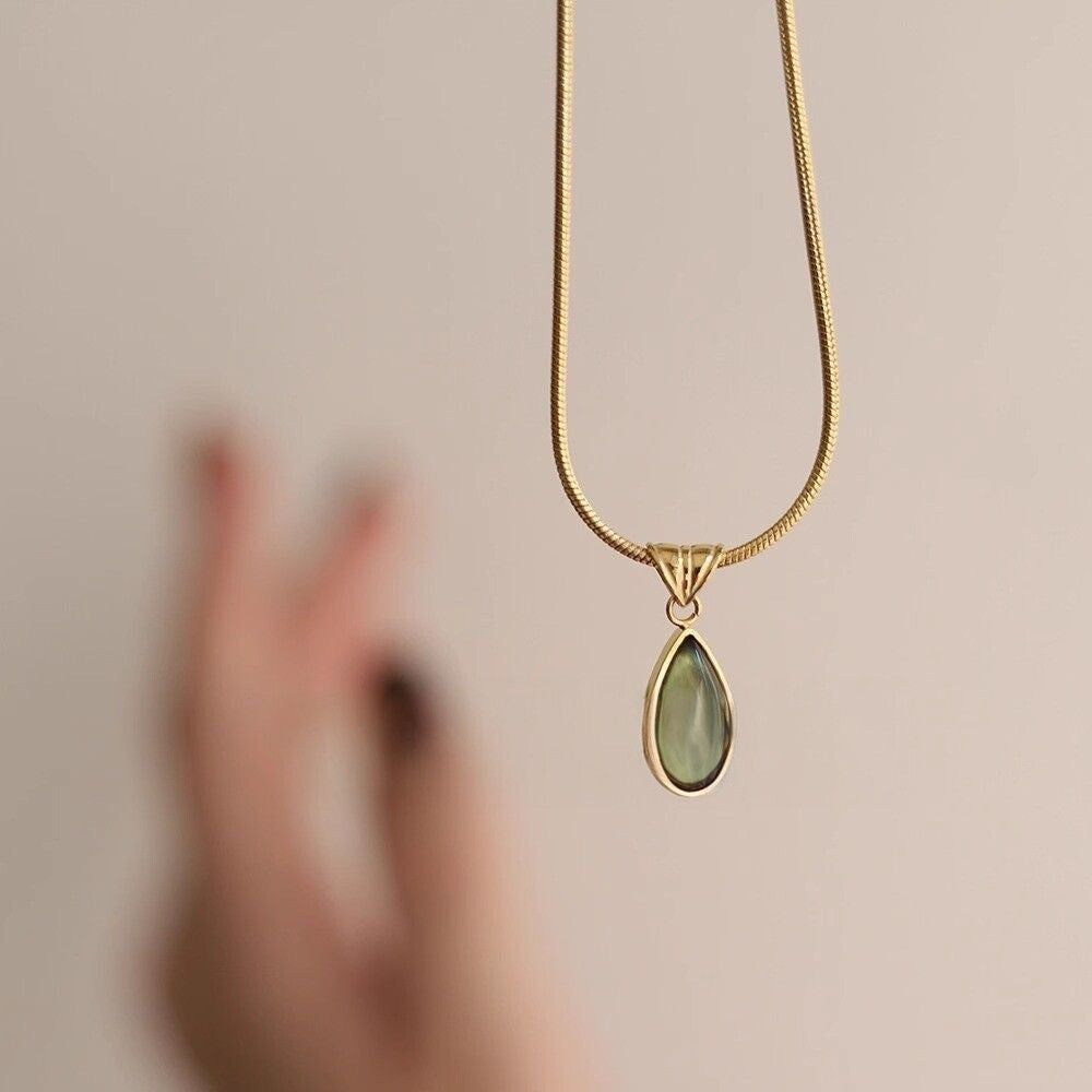Vintage Blue and Green Waterdrop Pendant