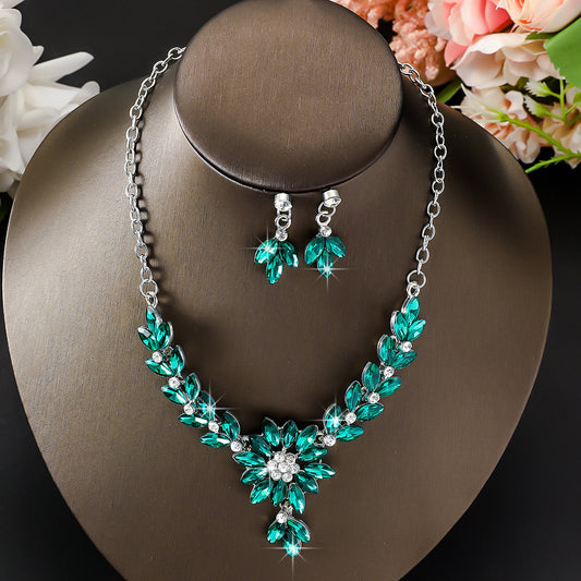 Vintage Floral Alloy Necklace and Earrings Set