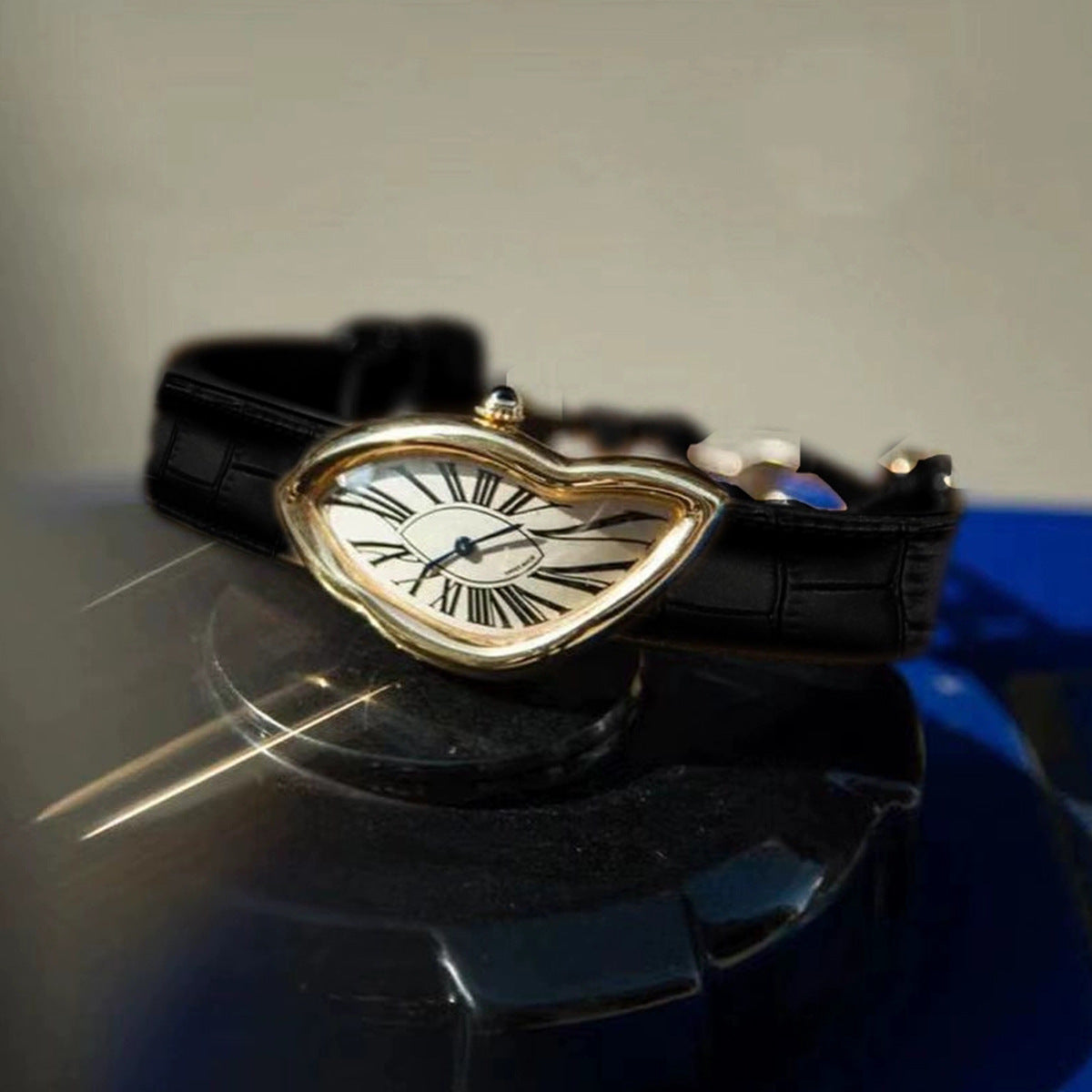 Vintage Irregular Creative Mens Watch