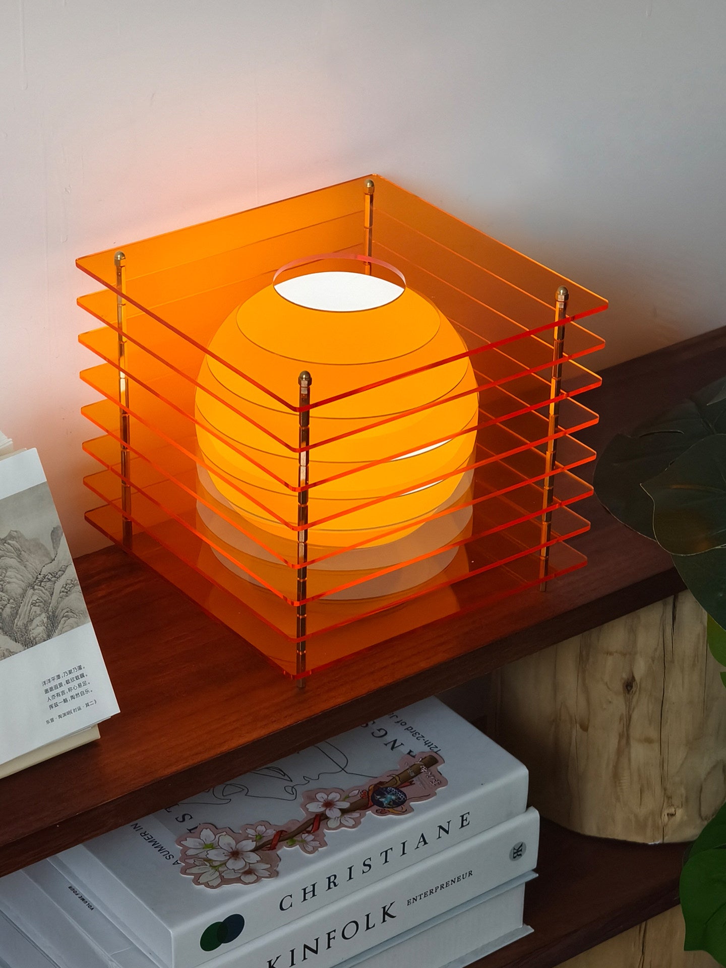 Vintage Layered Acrylic Table Lamp