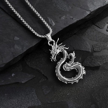Vintage Long Chain Necklace for Men Women Niche Design Pendant