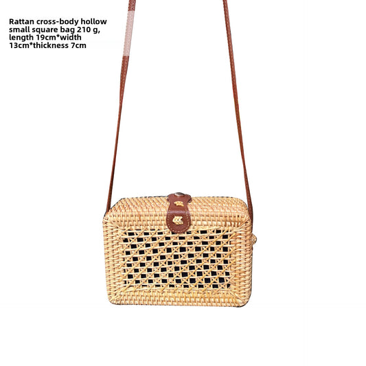 Vintage rattan crossbody bag